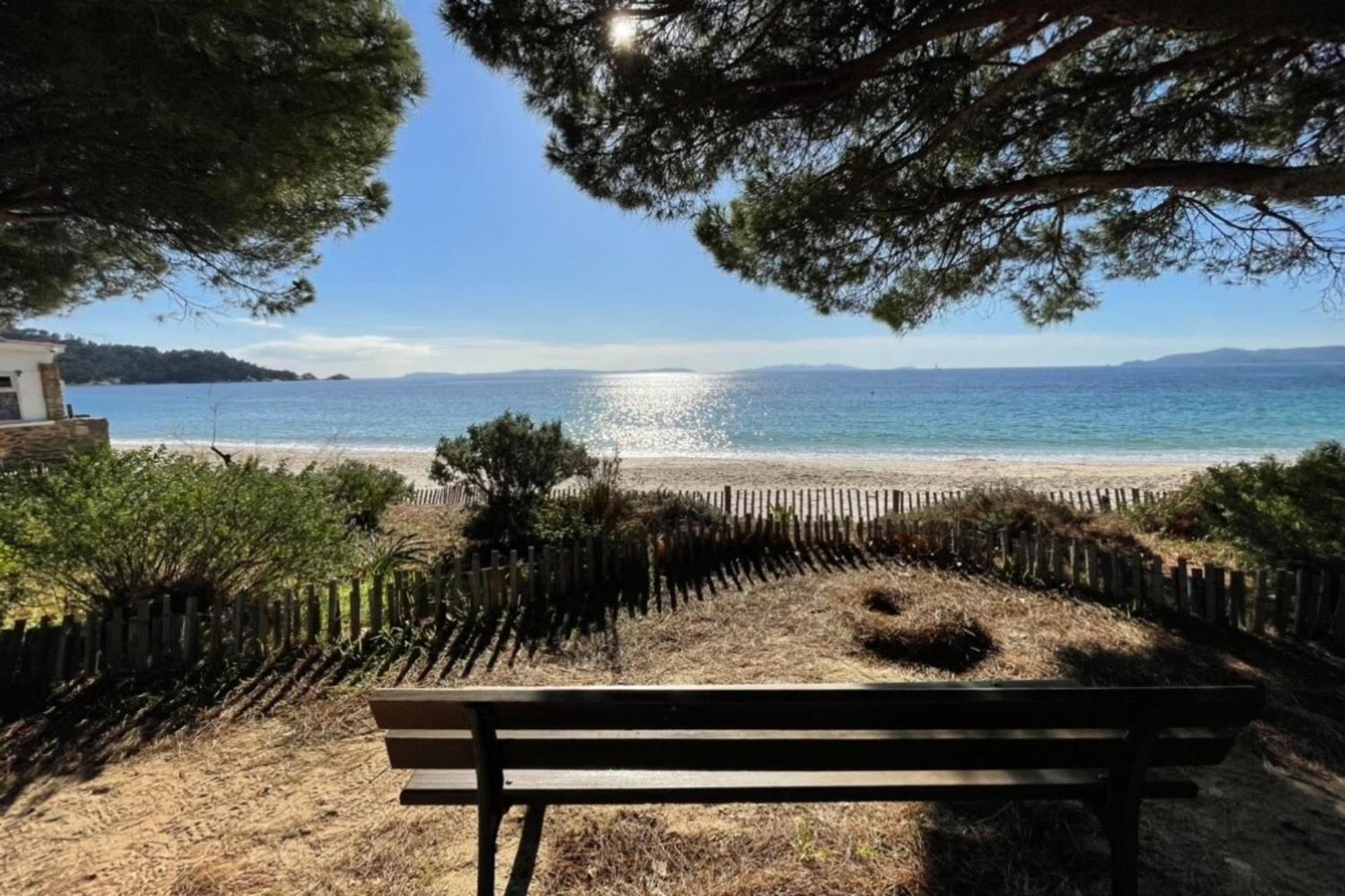 Charming Air-Conditioned One-Bedroom 150M From Cavaliere Beach Le Lavandou Exterior photo