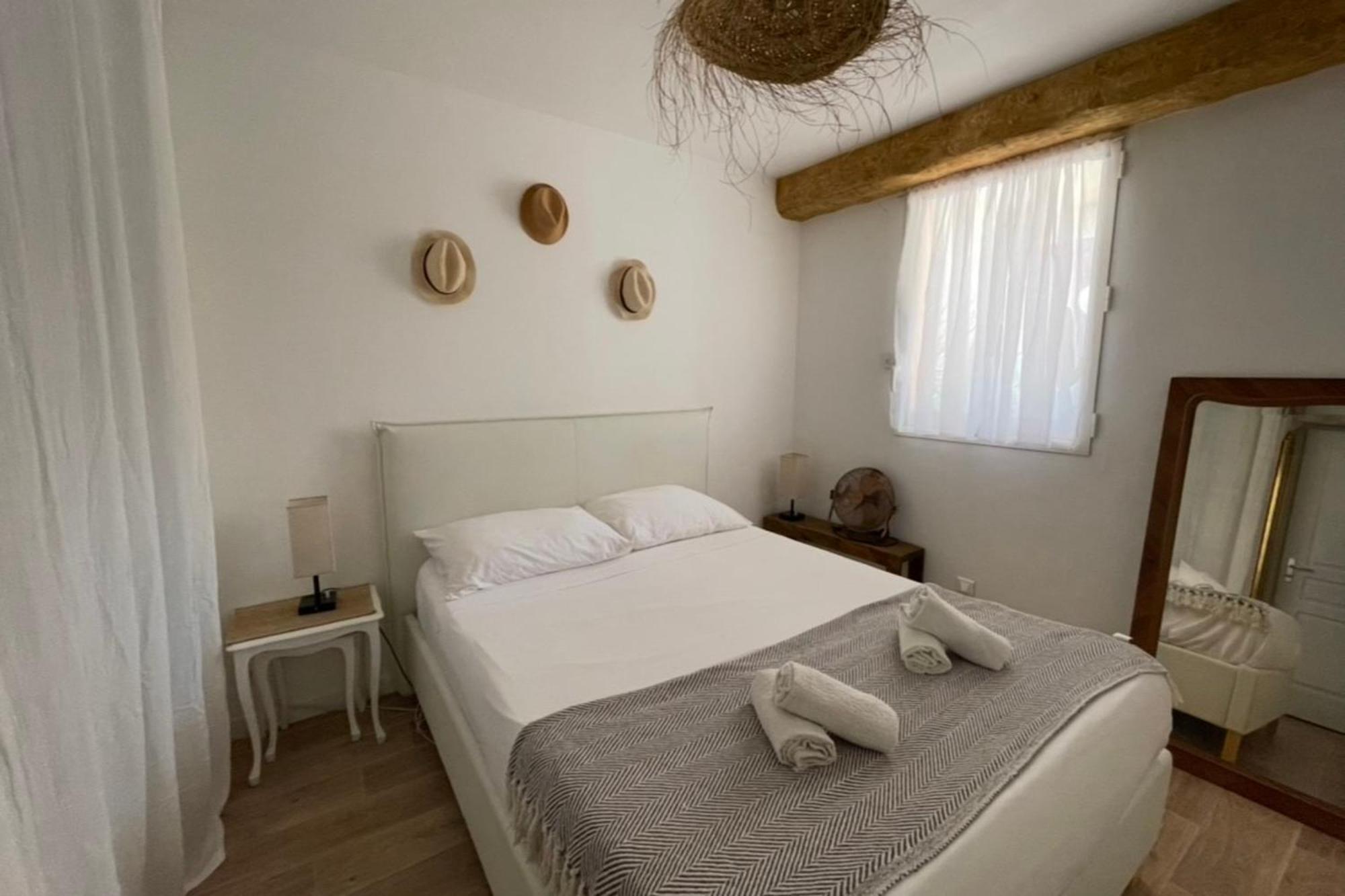 Charming Air-Conditioned One-Bedroom 150M From Cavaliere Beach Le Lavandou Exterior photo