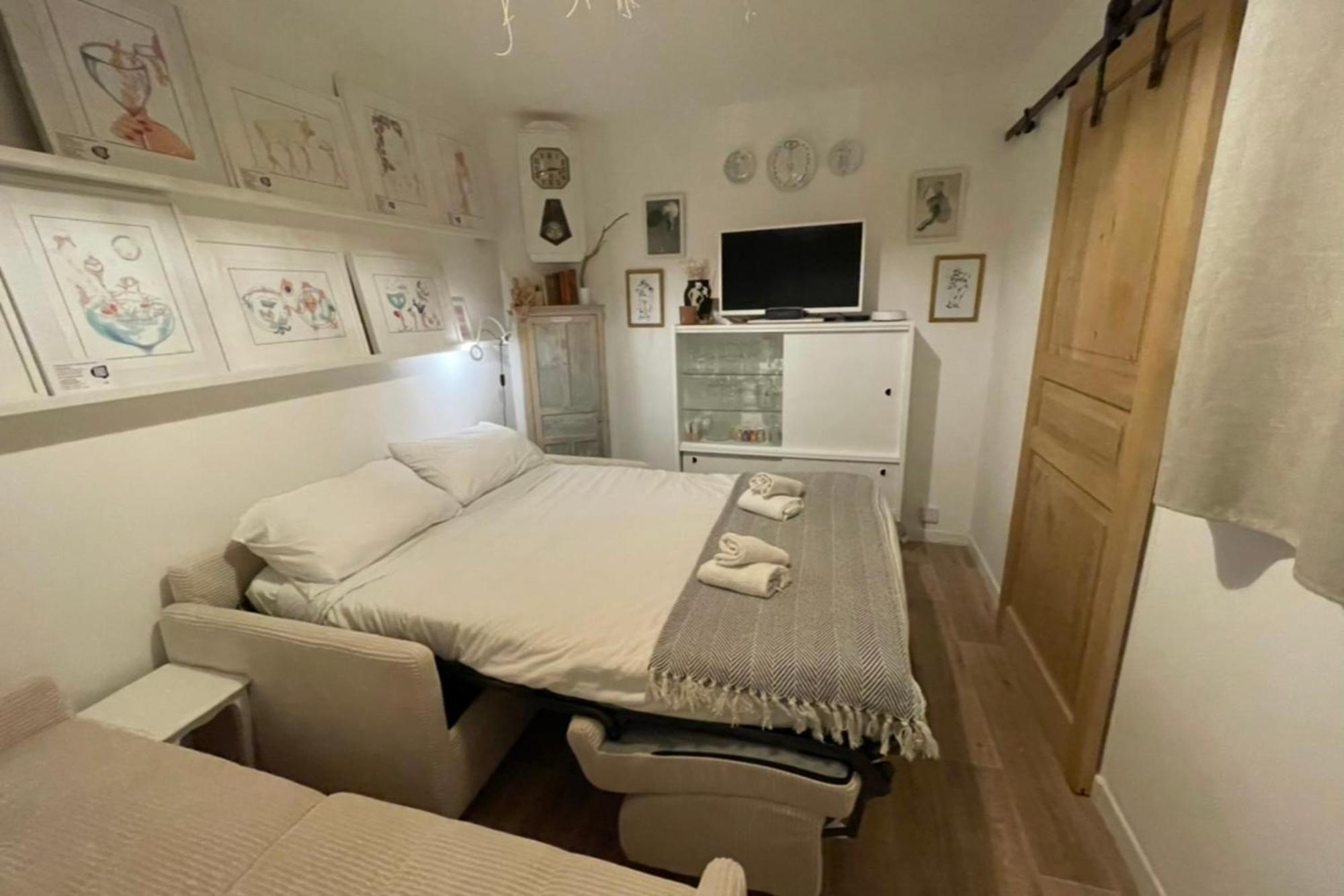 Charming Air-Conditioned One-Bedroom 150M From Cavaliere Beach Le Lavandou Exterior photo