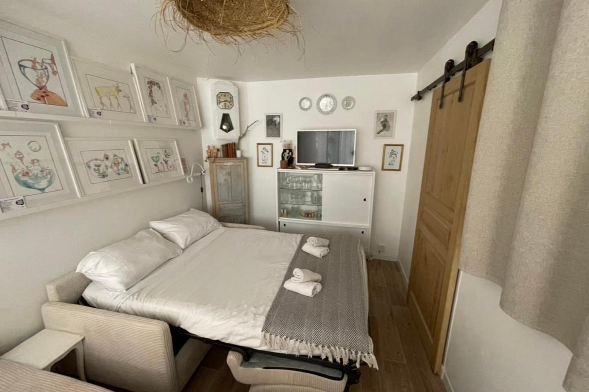 Charming Air-Conditioned One-Bedroom 150M From Cavaliere Beach Le Lavandou Exterior photo